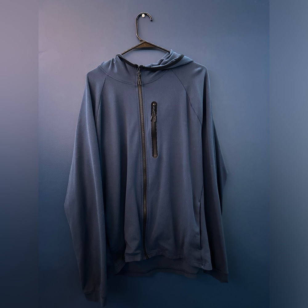 blue sweatshirt